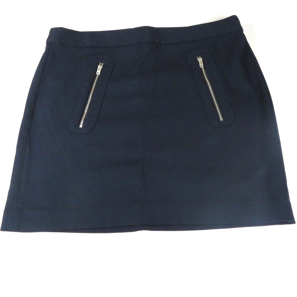 GAP navy blue classic mini skirt with zipper pockets